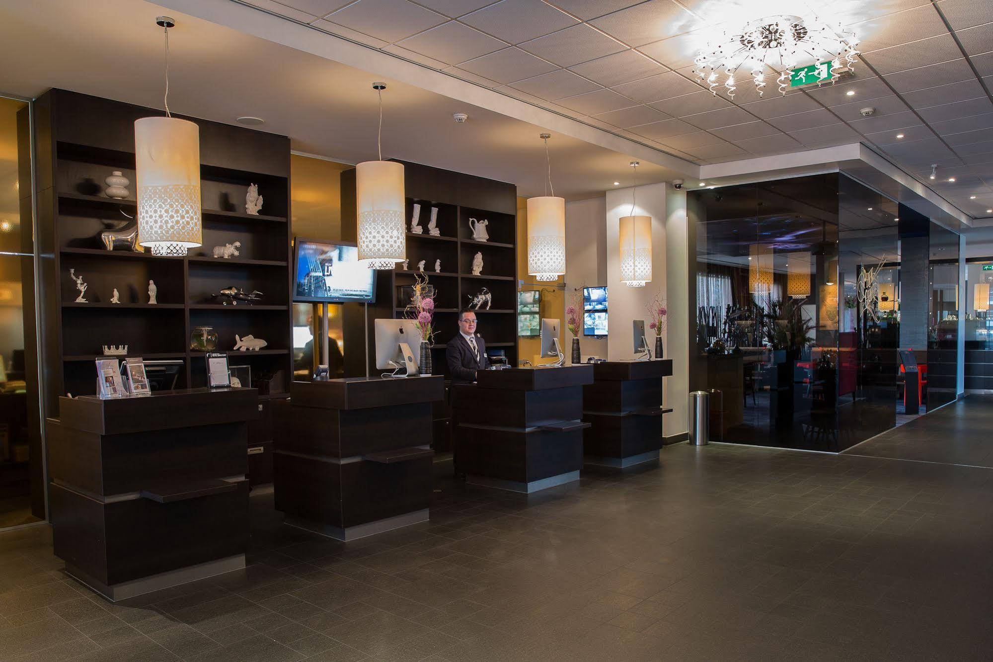 Van Der Valk Hotel Brussels Airport Diegem Exteriör bild